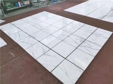 البلاط الرخامي الأبيض كالكوتا