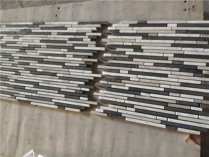 Mixed mosaic tiles bathroom