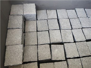 حجر مكعب G654