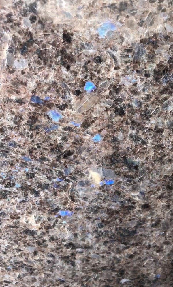 Labrador Antique Granite grain